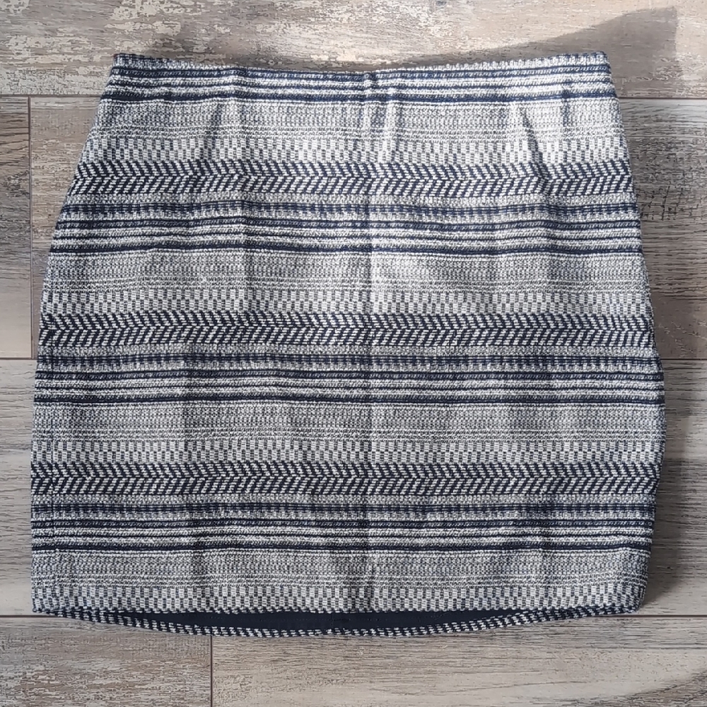 Banana Republic Navy and White Pencil Skirt